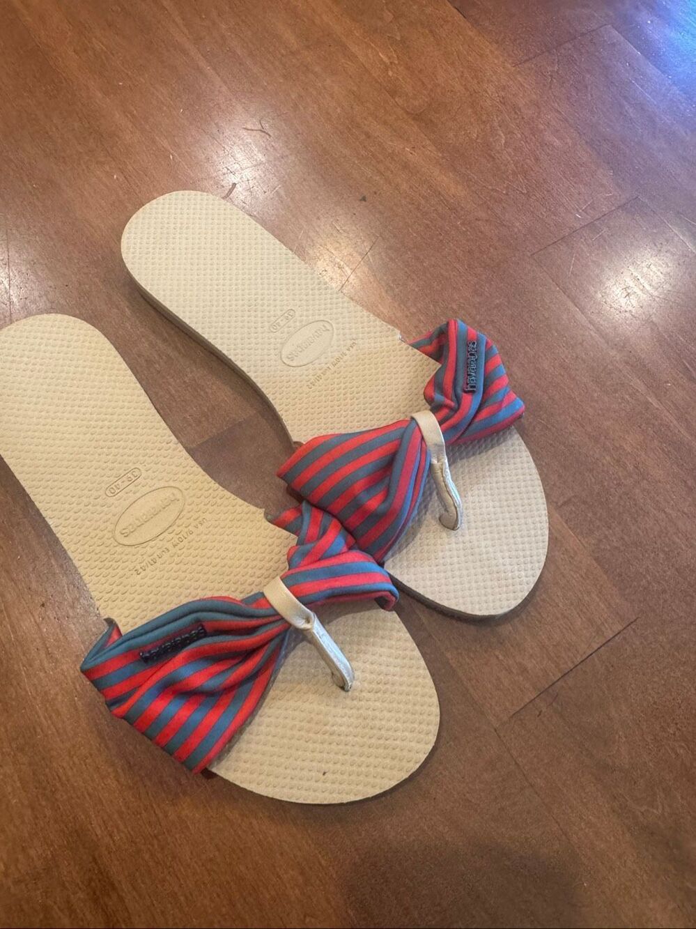 Havaianas Women’s 9/10 Striped Bow Flip Flops Sandals Red Blue EU 41/42